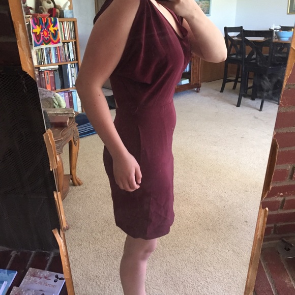 NEW BCBGeneration Open Back Mini Dress SIZE 2 - Picture 2 of 5